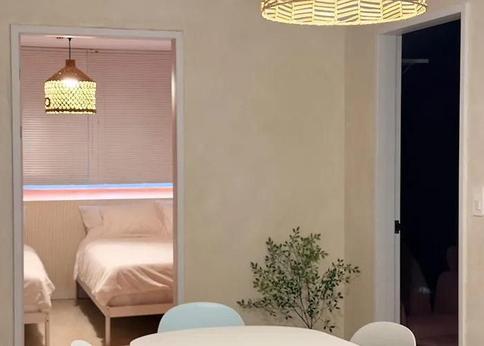 Ntire House Near Dongdaemun Naksan Park Cinema 6 Guests *