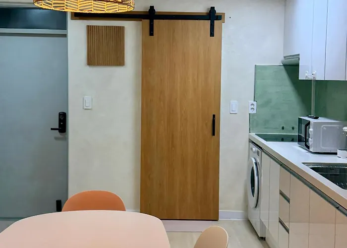 Ntire House Near Dongdaemun Naksan Park Cinema 6 Guests * ソウル特別市
